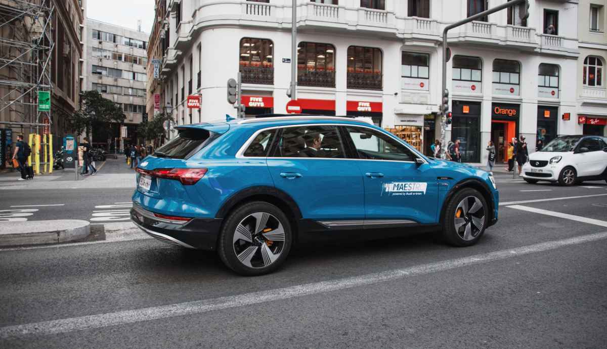 ¿Qué ayudas existen para la compra de un coche eléctrico en Madrid?