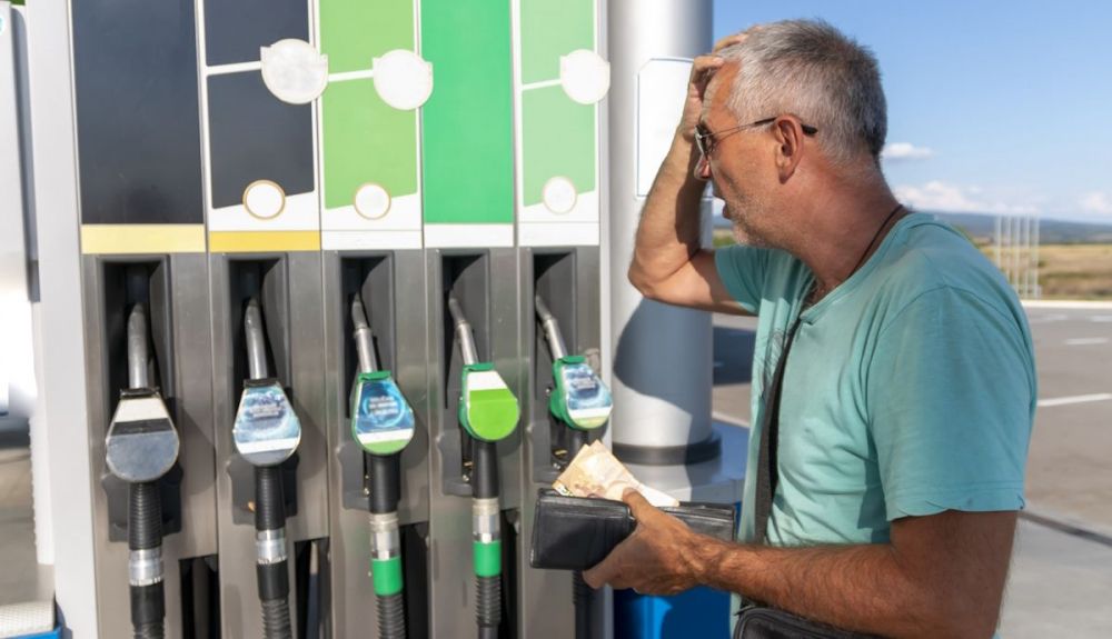 El precio del diésel y la gasolina puede subir pronto en España hasta 30 céntimos de € por litro