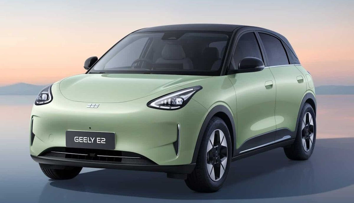 El coche eléctrico chino que arrasa en ventas en China llega a España, así es el nuevo SUV Geely E2