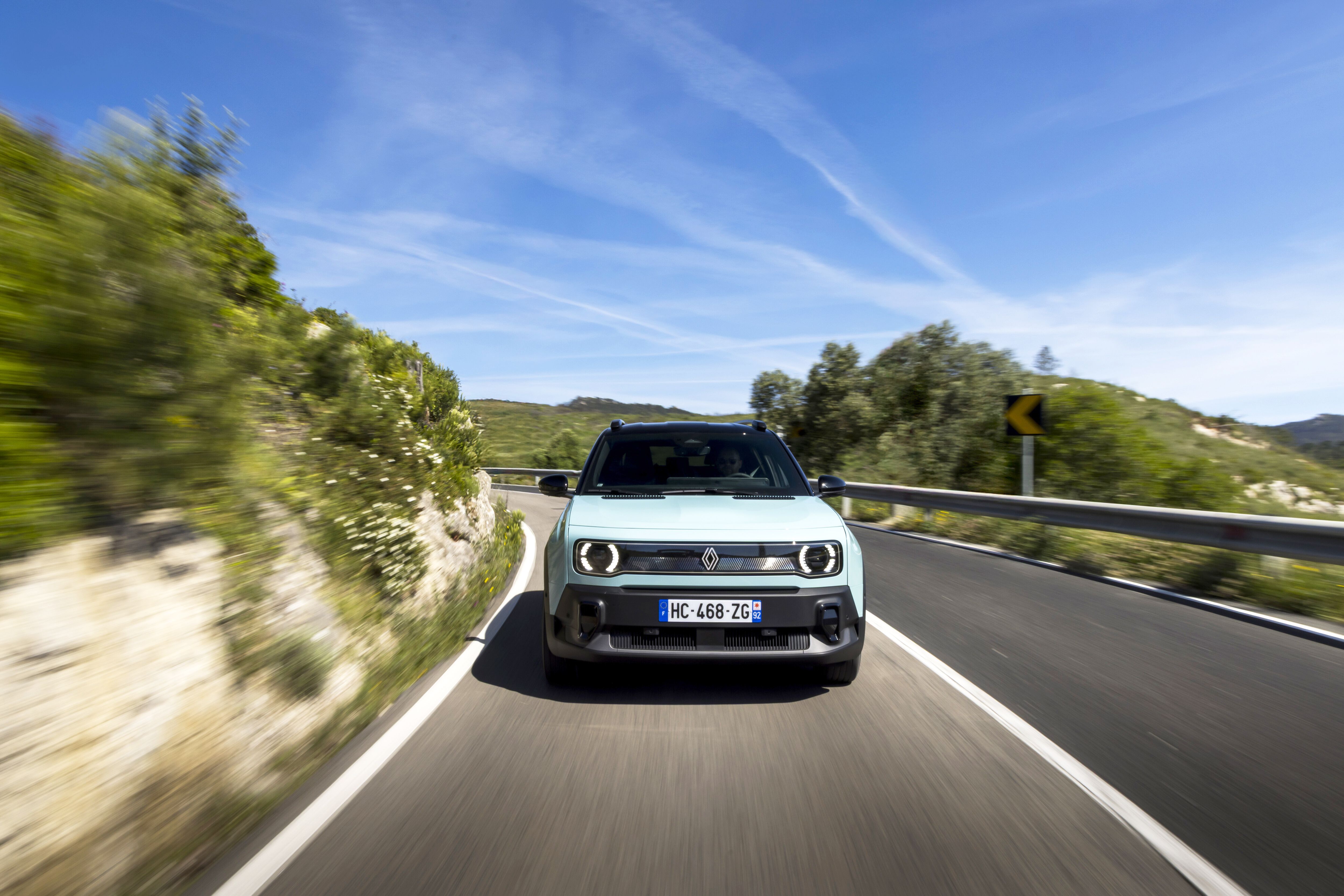 Renault 4 E-Tech 110 kW Iconic