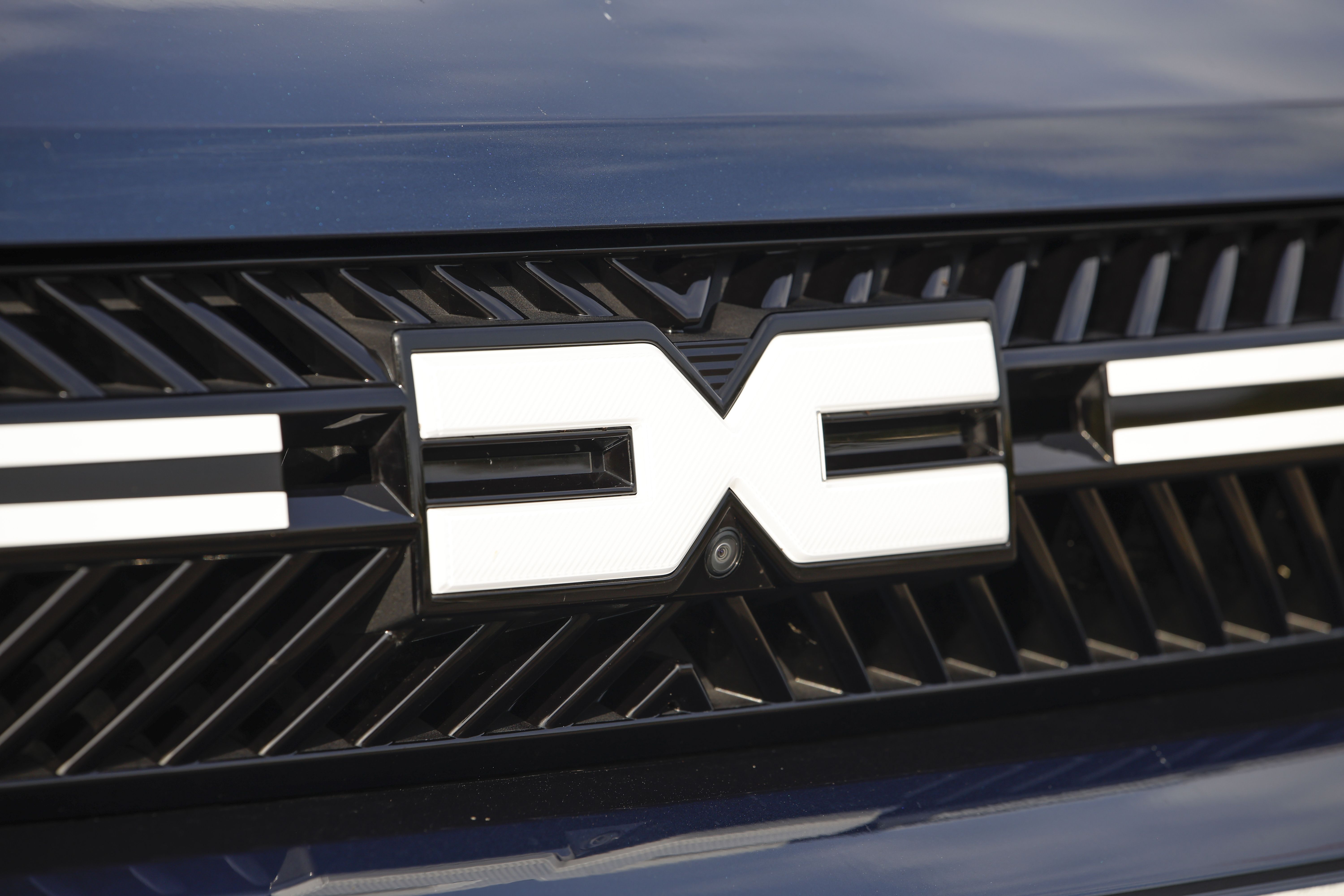 Dacia Bigster Hybrid 155