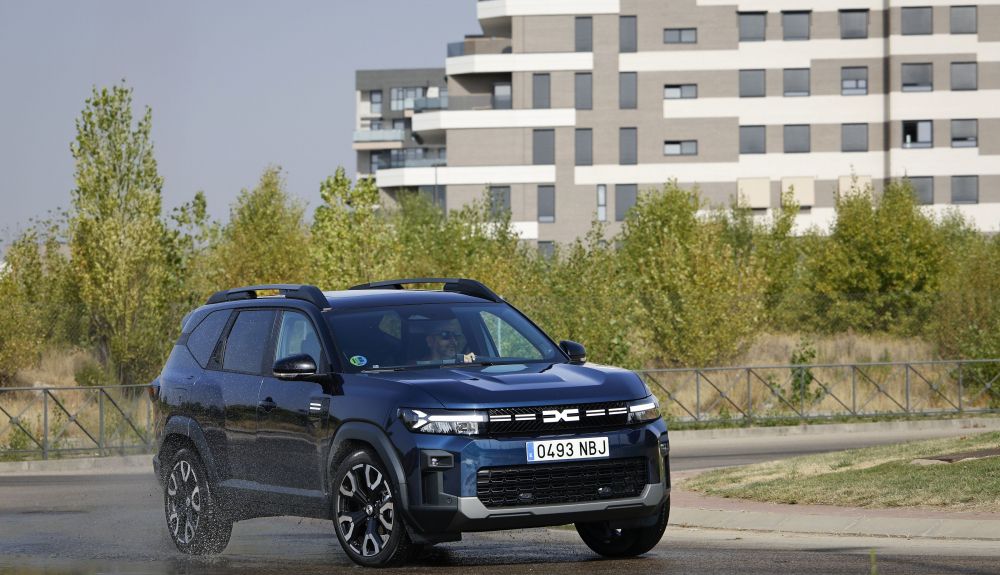 Dacia Bigster Hybrid 155