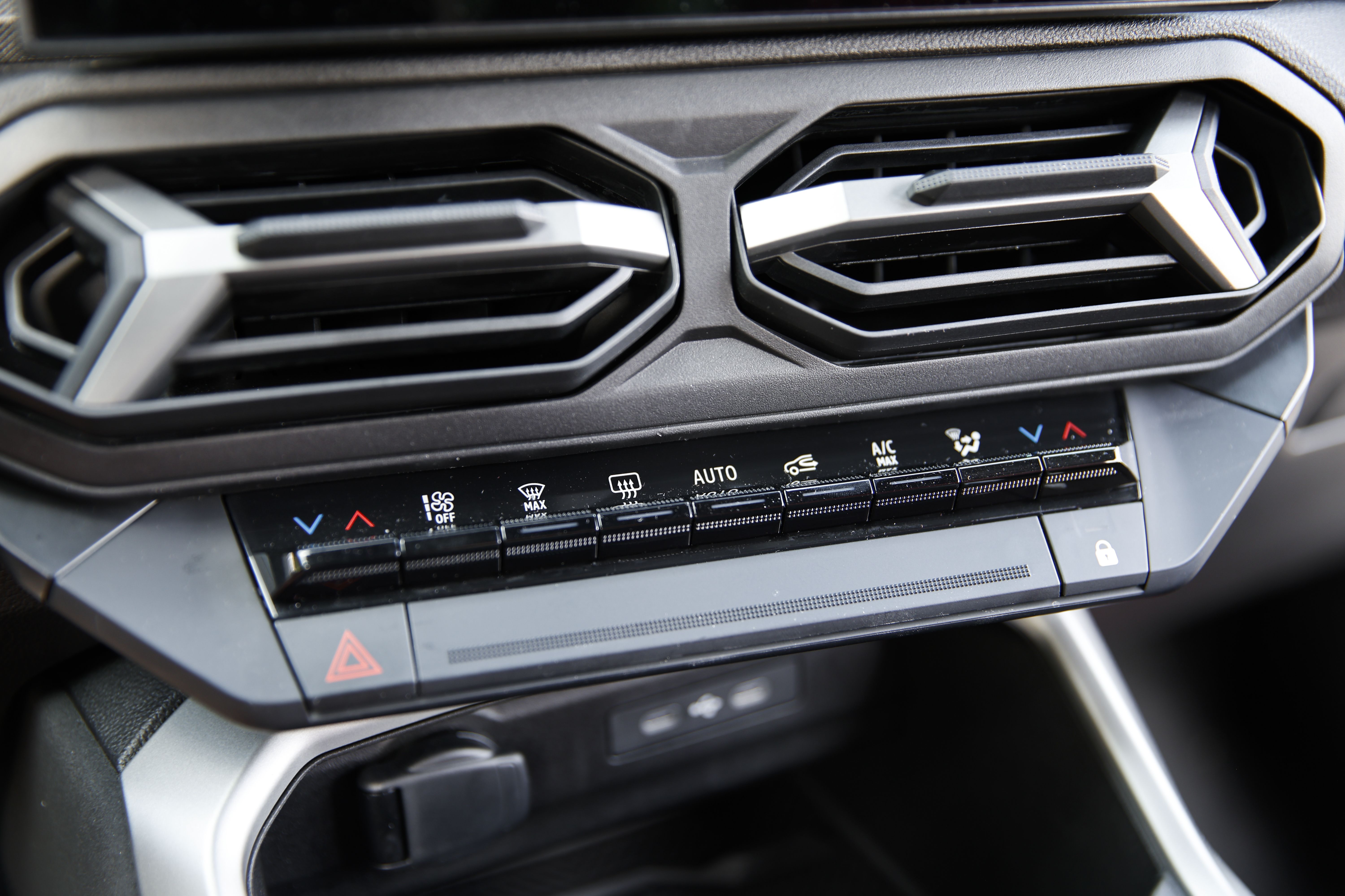 Dacia Bigster Hybrid 155