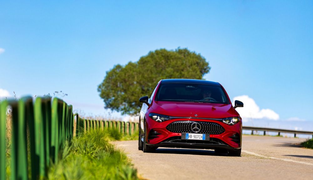 Mercedes CLA 250+ con tecnología EQ