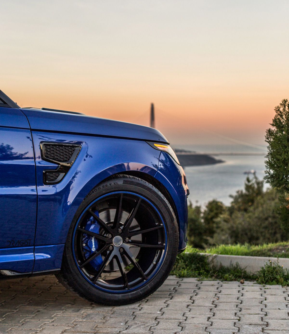 land rover