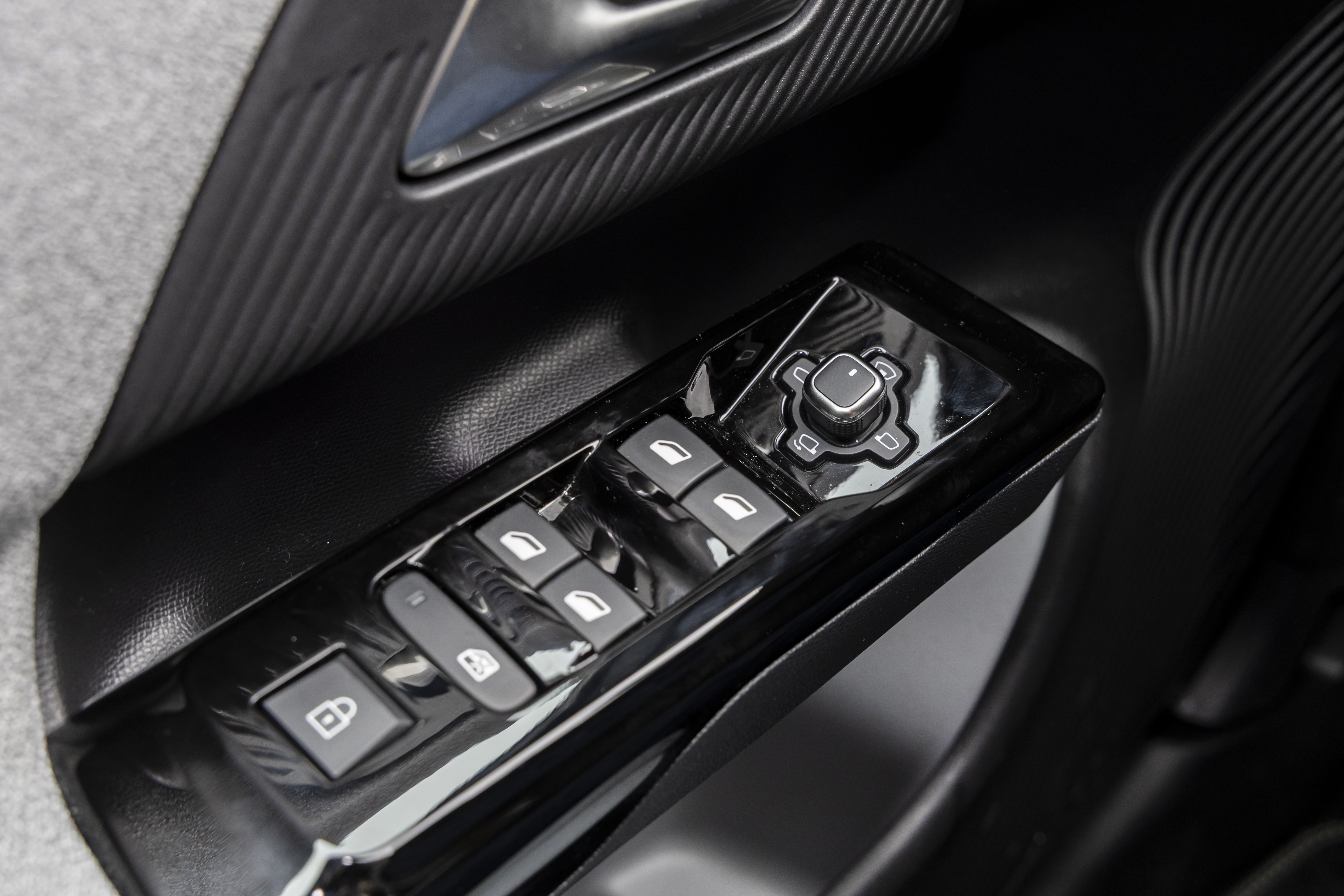 Citroen C5 Aircross Hybrid 145