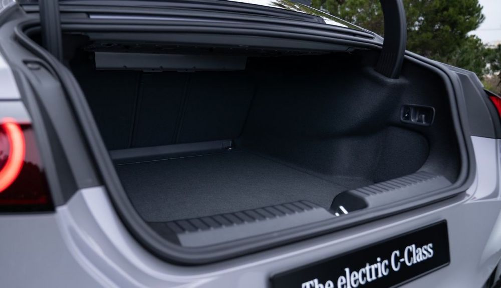 Maletero del Mercedes-Benz Clase C EV 2027