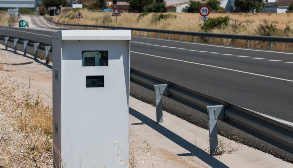 Revolución en los controles de velocidad en España, ayuntamientos podrán poner radares en travesías