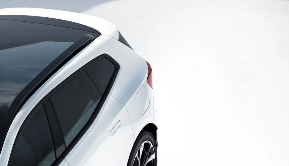 Primera imagen oficial del nuevo Polestar 4 SUV, con una zaga distinta a la actual versión Coupé