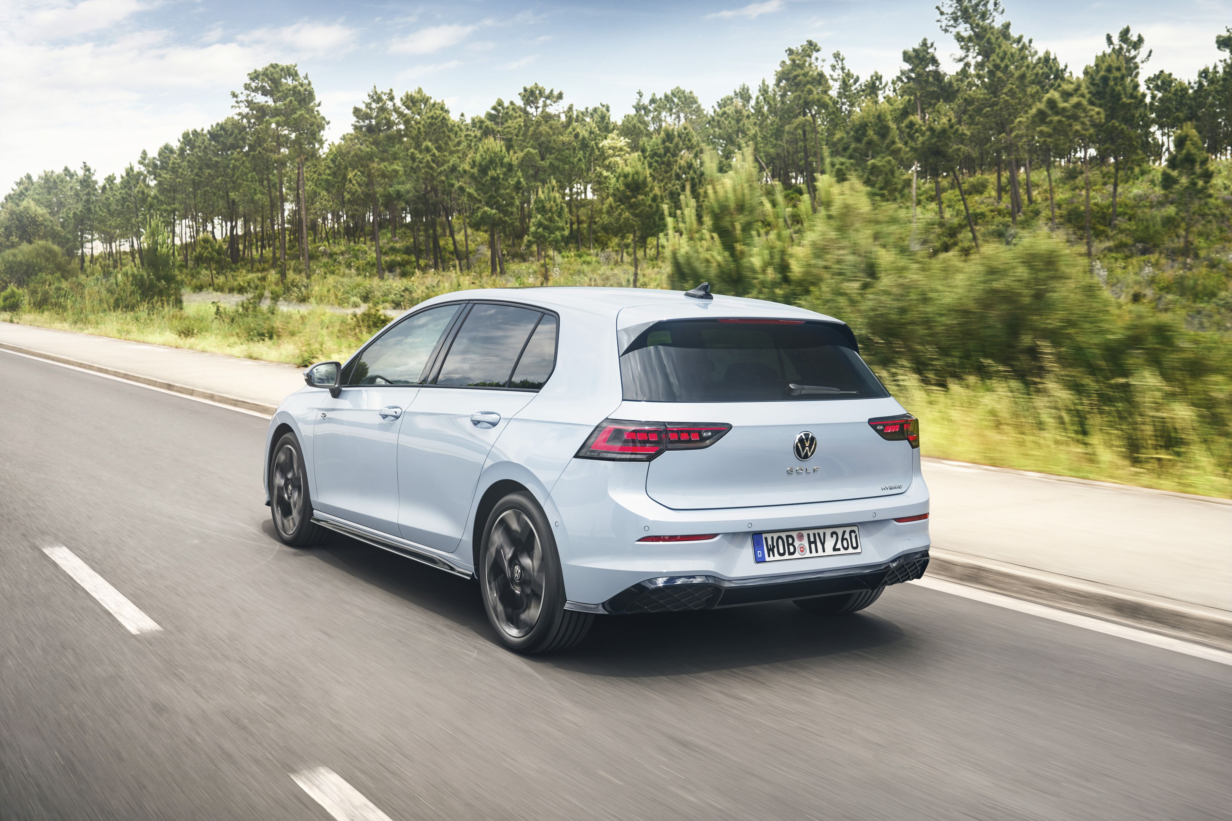 Volkswagen Golf Hybrid