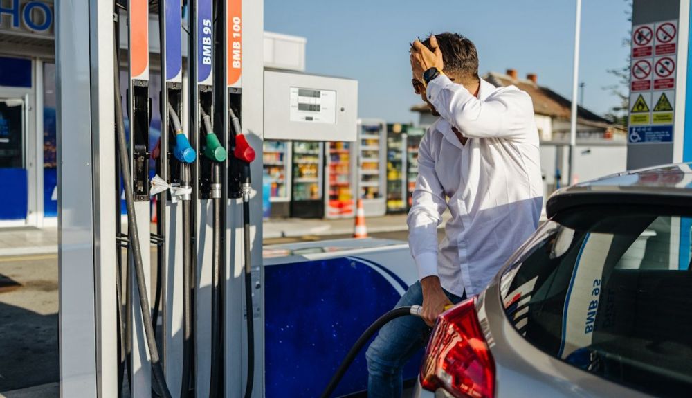 Aviso a coches diésel y gasolina, desde mañana, precios más caros en todo el combustible en España