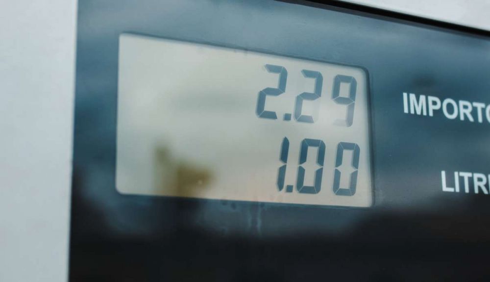 Cómo usar una calculadora de gasolina