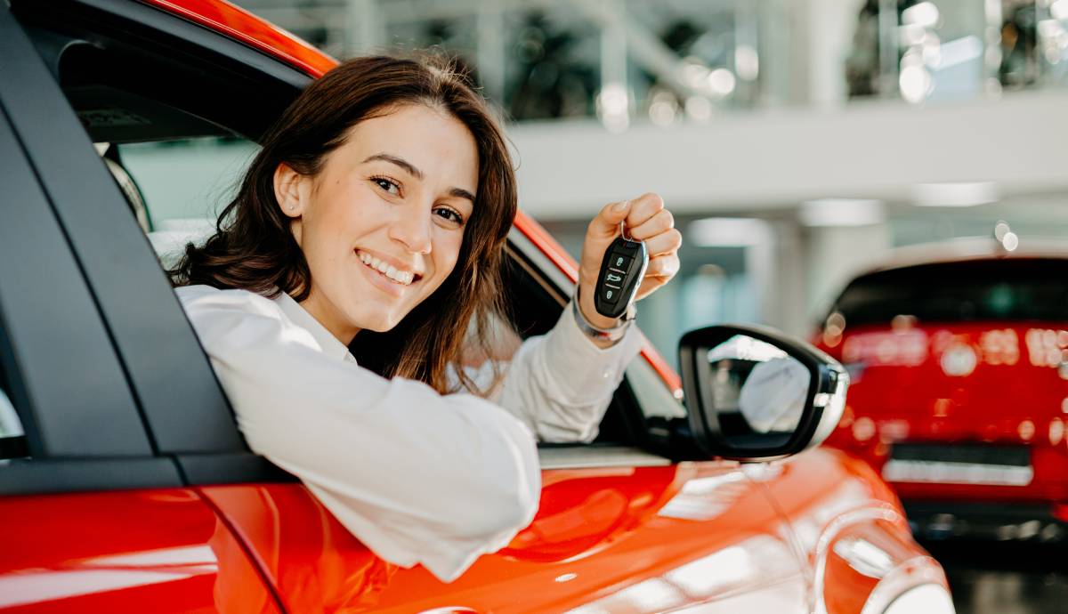 En julio se vuelven a superar los 100.000 coches vendidos: estas fueron las mejores marcas y modelos