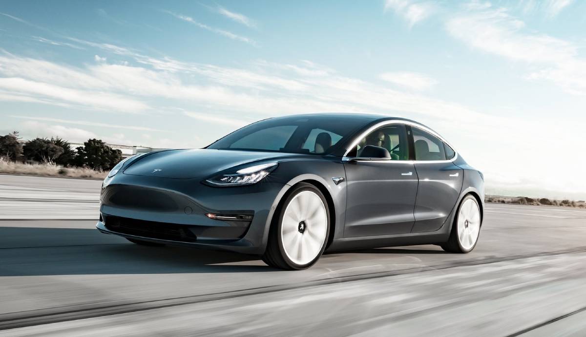 Llaman a revisión a 1,2 millones de Tesla por un fallo importante en su suspensión delantera