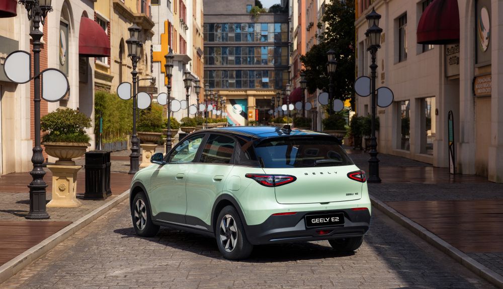 Geely E2