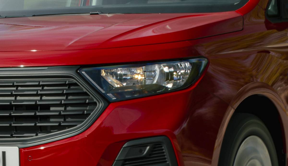 Problemas para esta marca de coches: antes fallaban las correas bañadas en aceite y ahora los faros