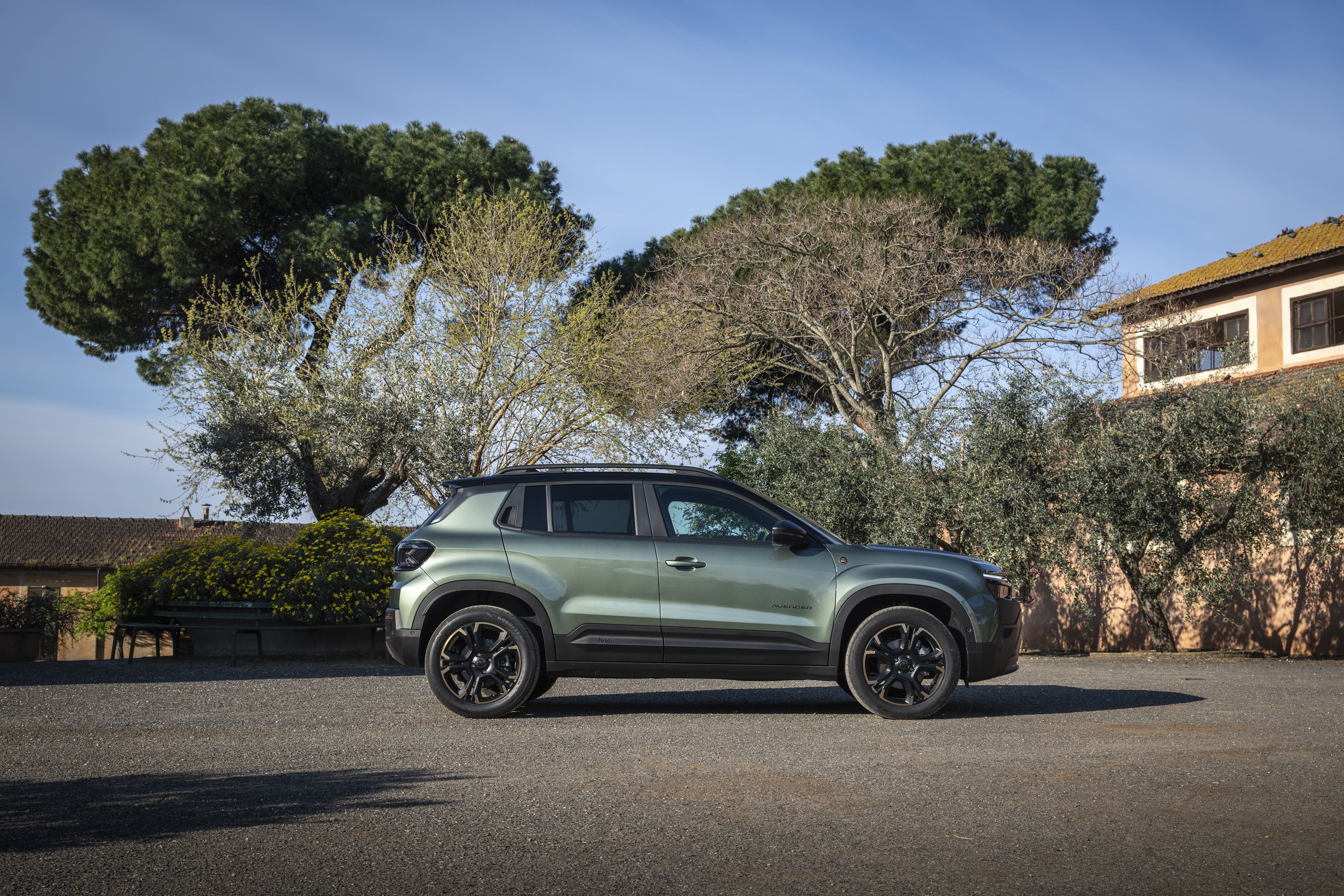 Jeep Avenger 85th anniversary