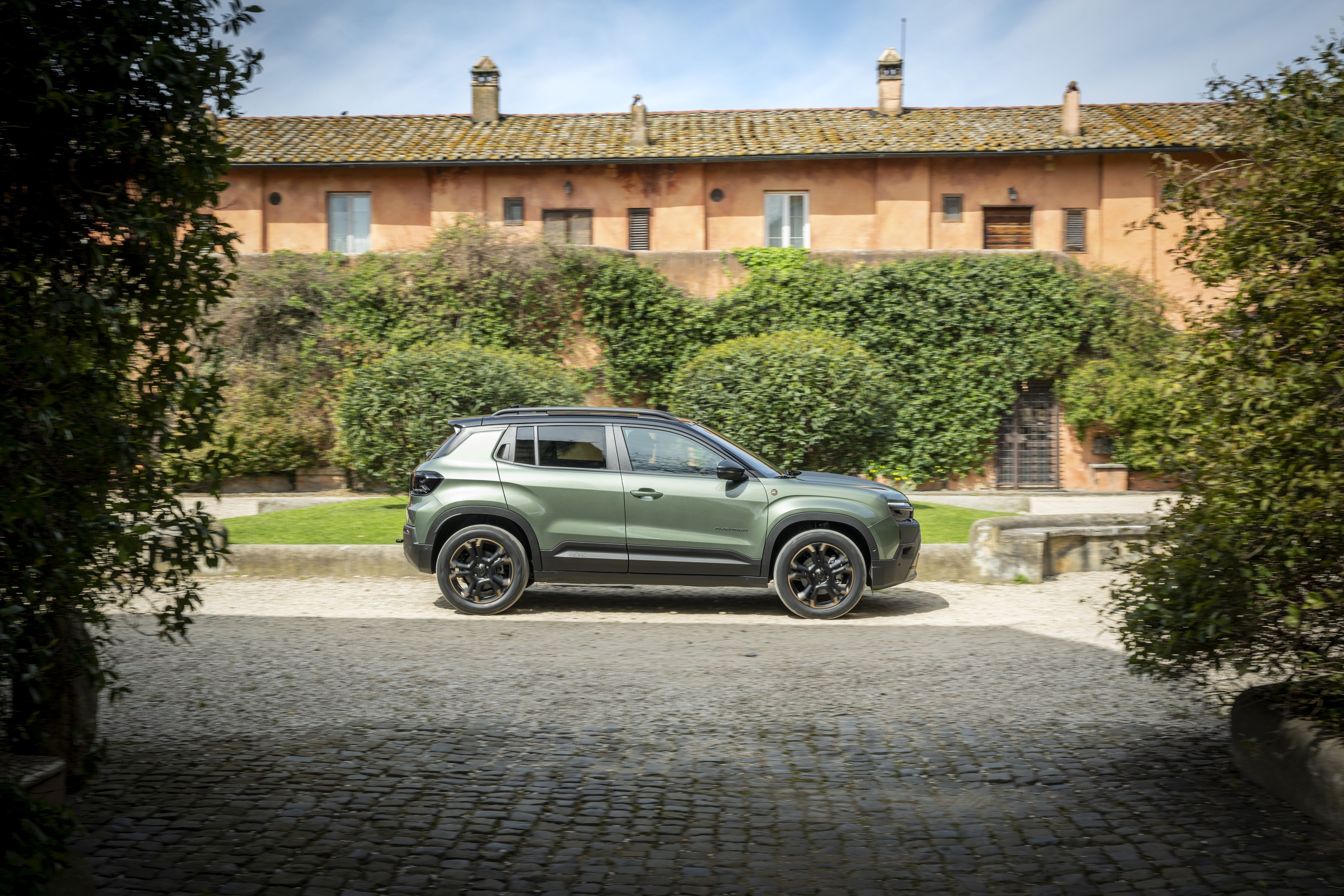 Jeep Avenger 85th anniversary