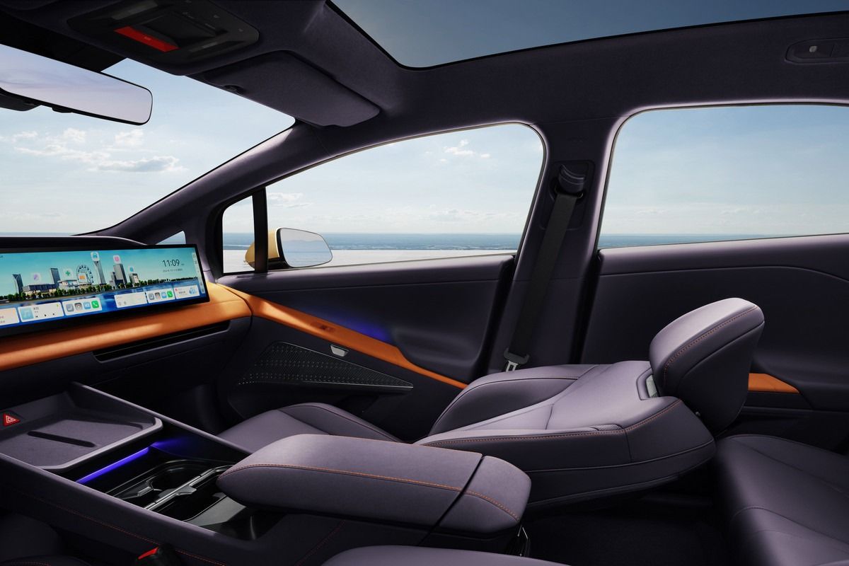 Hyundai Ioniq V
