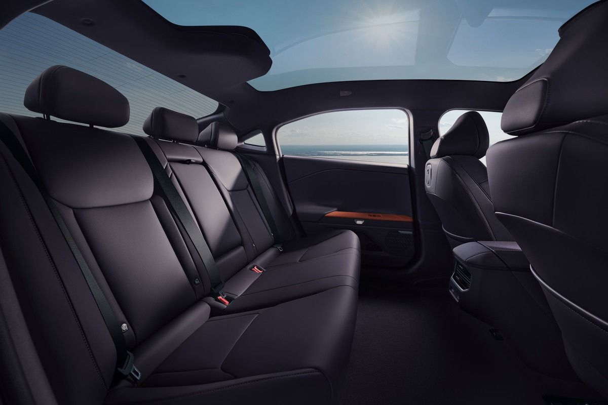 Hyundai Ioniq V