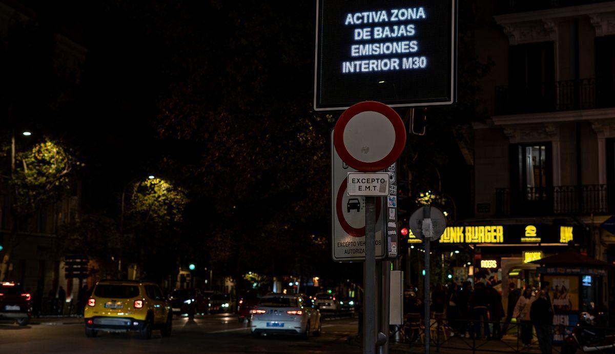 Más restricciones y barreras para entrar a las Zonas de Bajas Emisiones, que no paran de multar