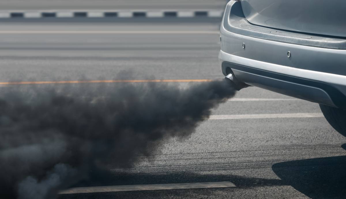 La DGT prepara nuevos radares para controlar las emisiones: así funcionarán y multarán