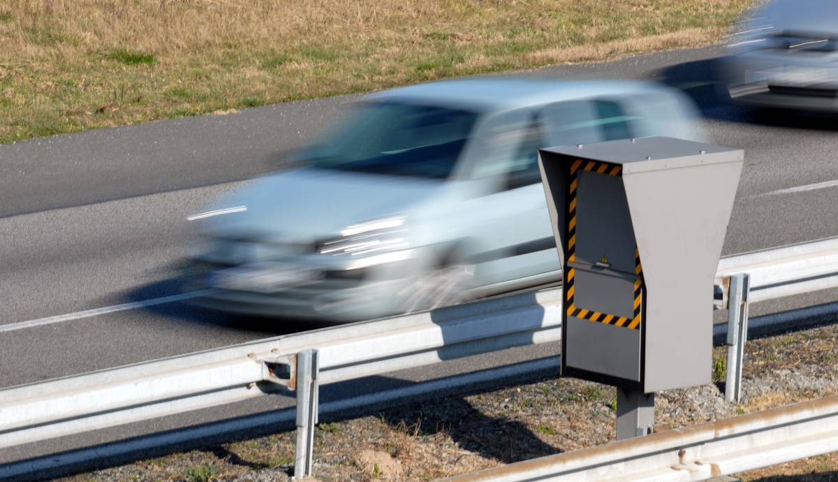 Esta es la velocidad a la que empiezan a multar desde ahora los radares de la DGT
