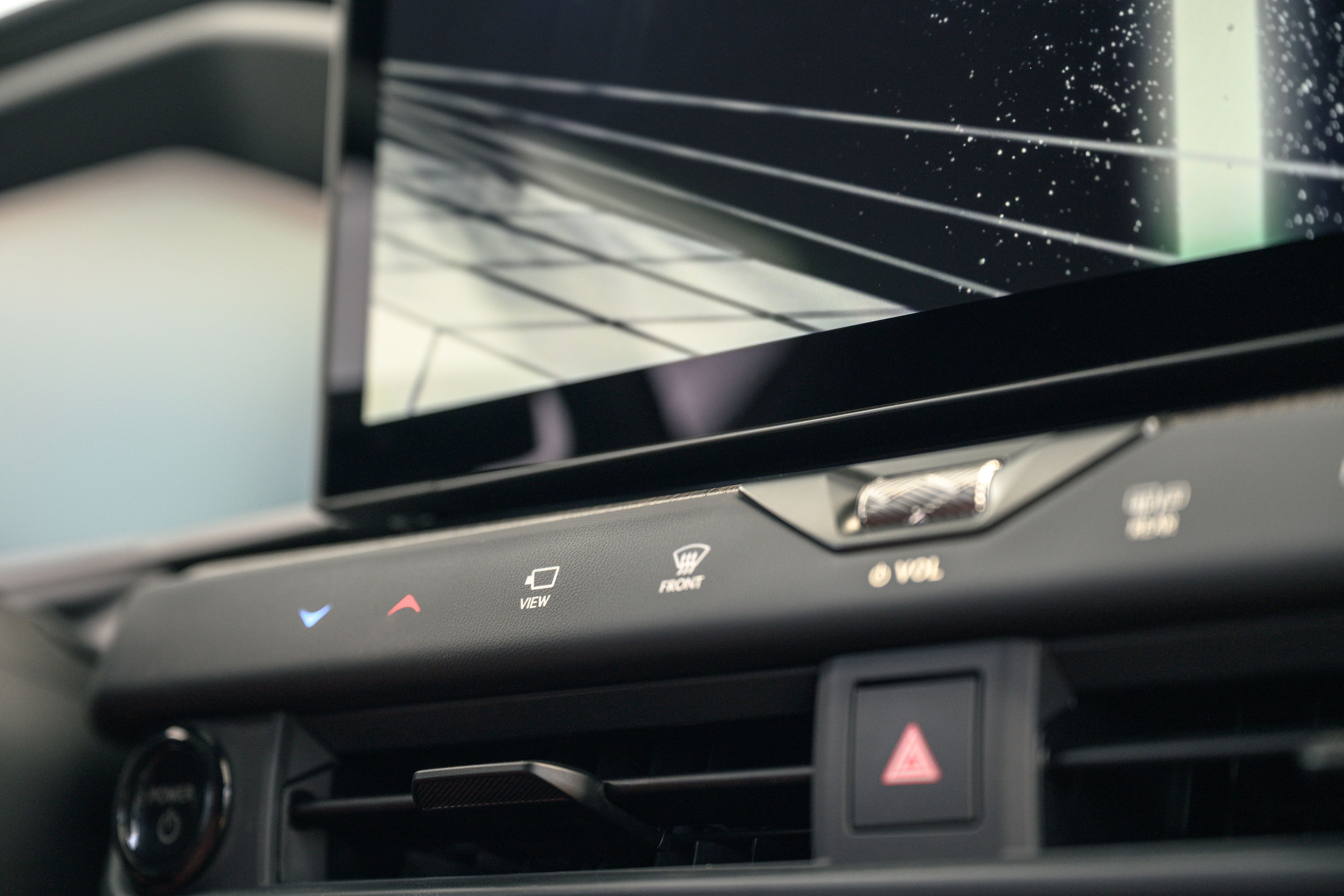 Lexus NX 2026