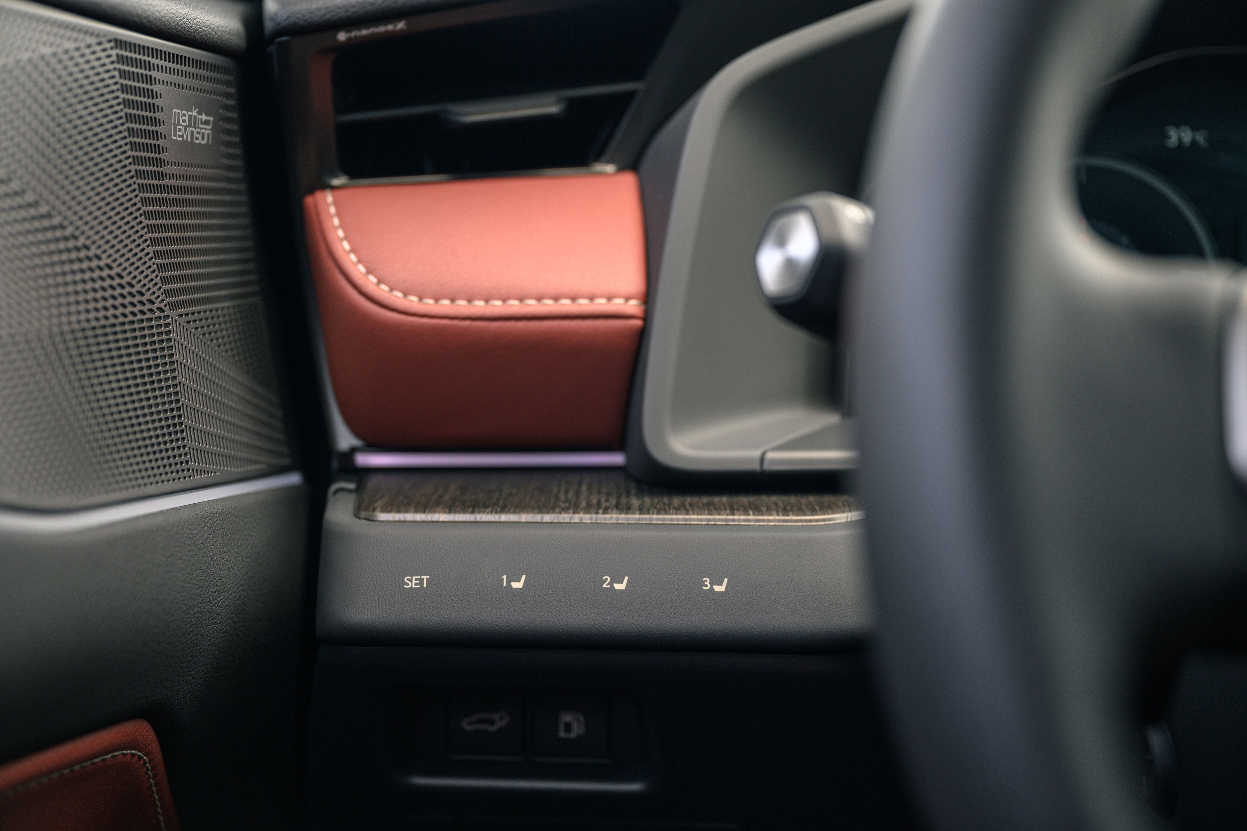 Lexus NX 2026
