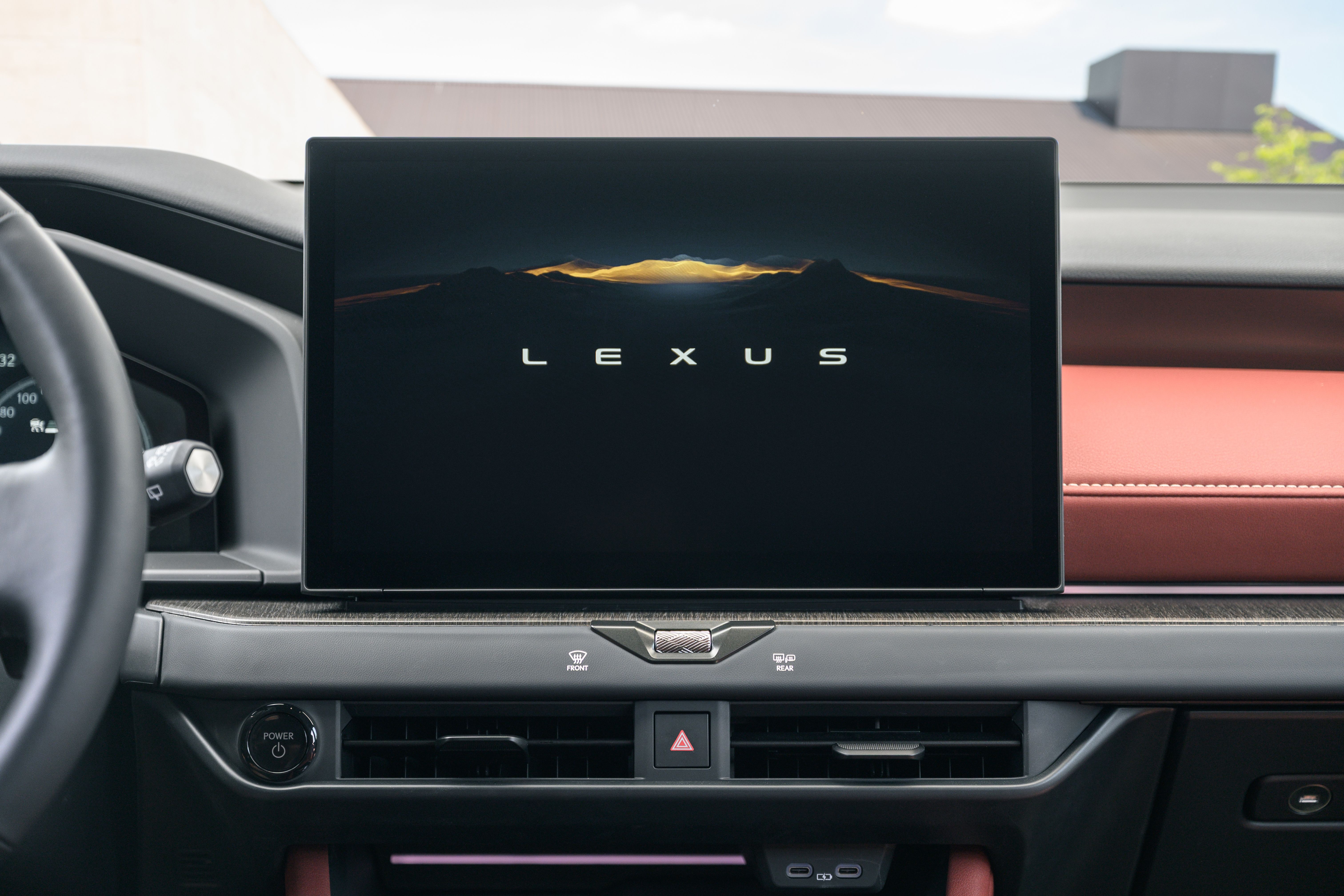 Lexus NX 2026