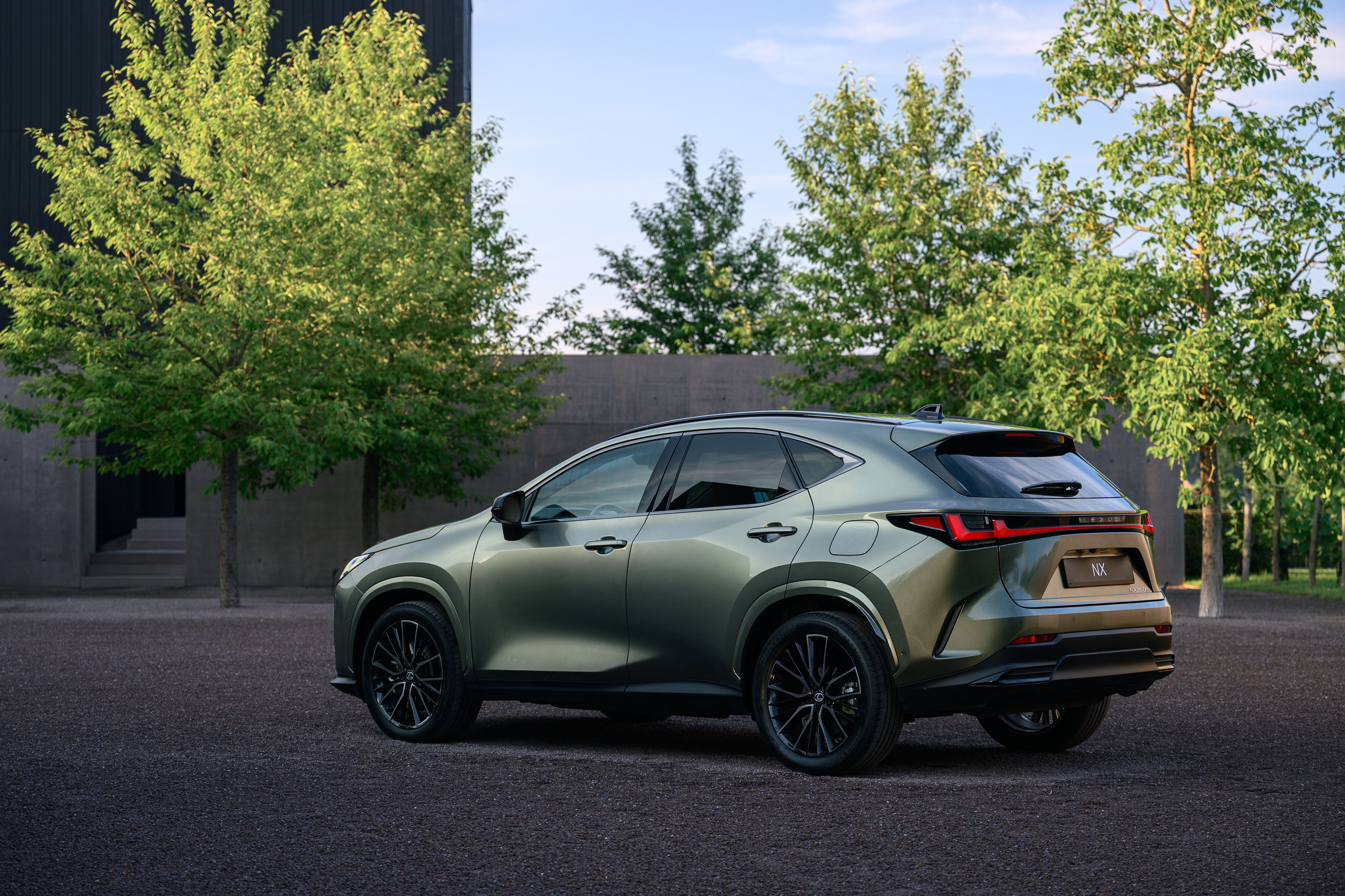 Lexus NX 2026