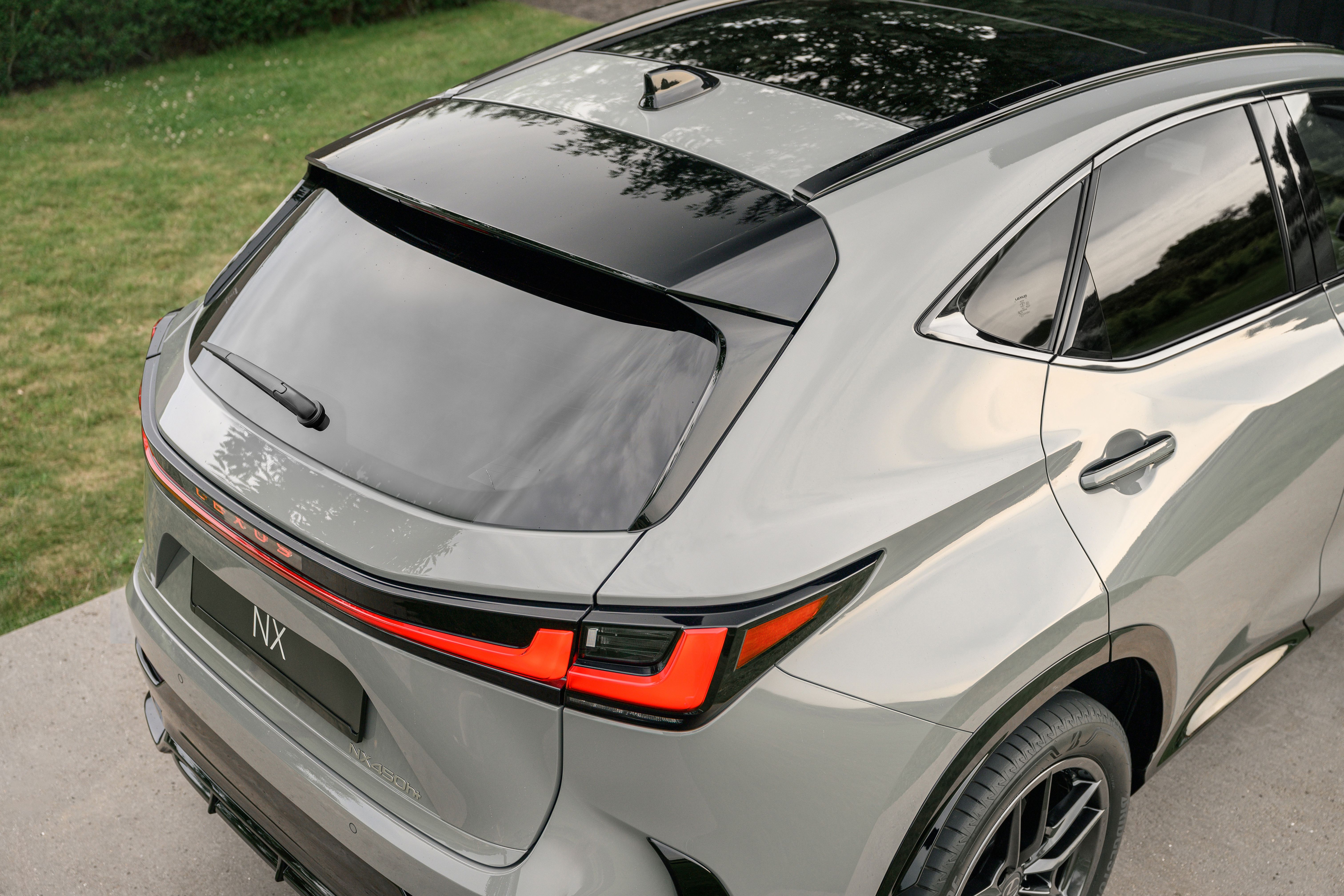 Lexus NX F-SPORT 2026