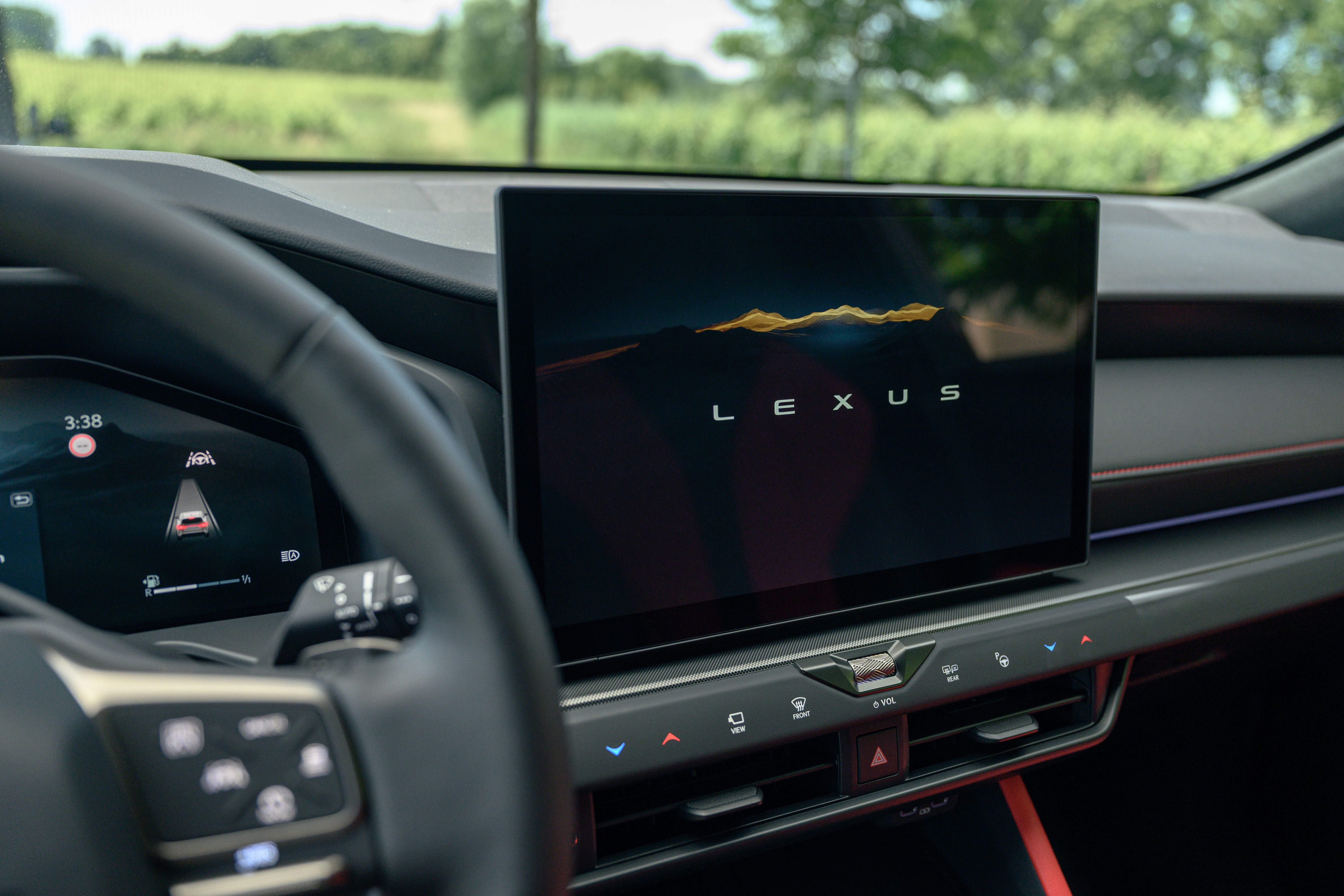 Lexus NX F-SPORT 2026