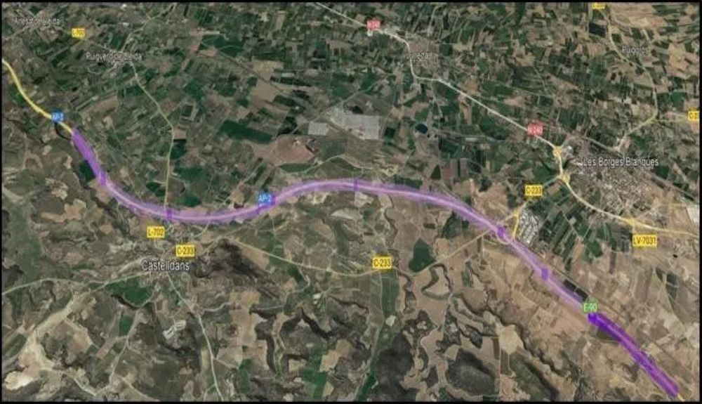 Tramo de la AP 2 con límites de velocidad variables en función a las condiciones de niebla
