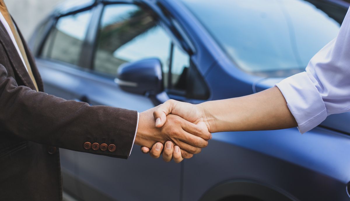Qué debes comprobar antes de iniciar la transferencia de un coche 