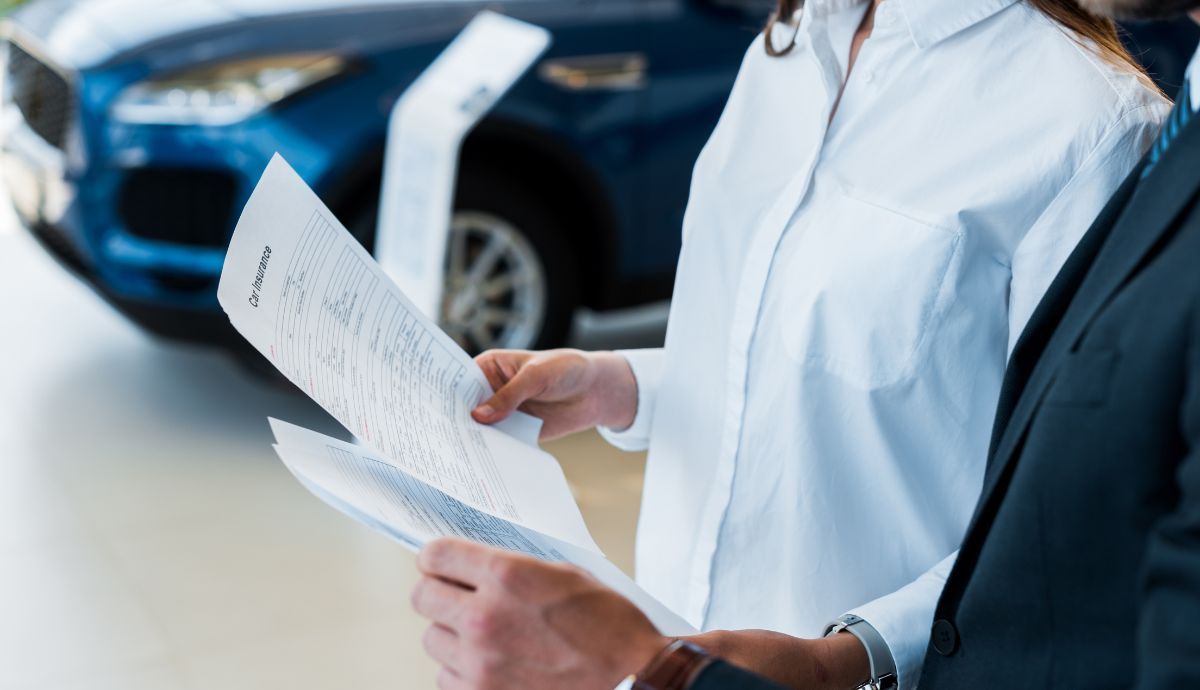 ¿Cómo saber qué nforme de la DGT necesitas cuando compras un coche?