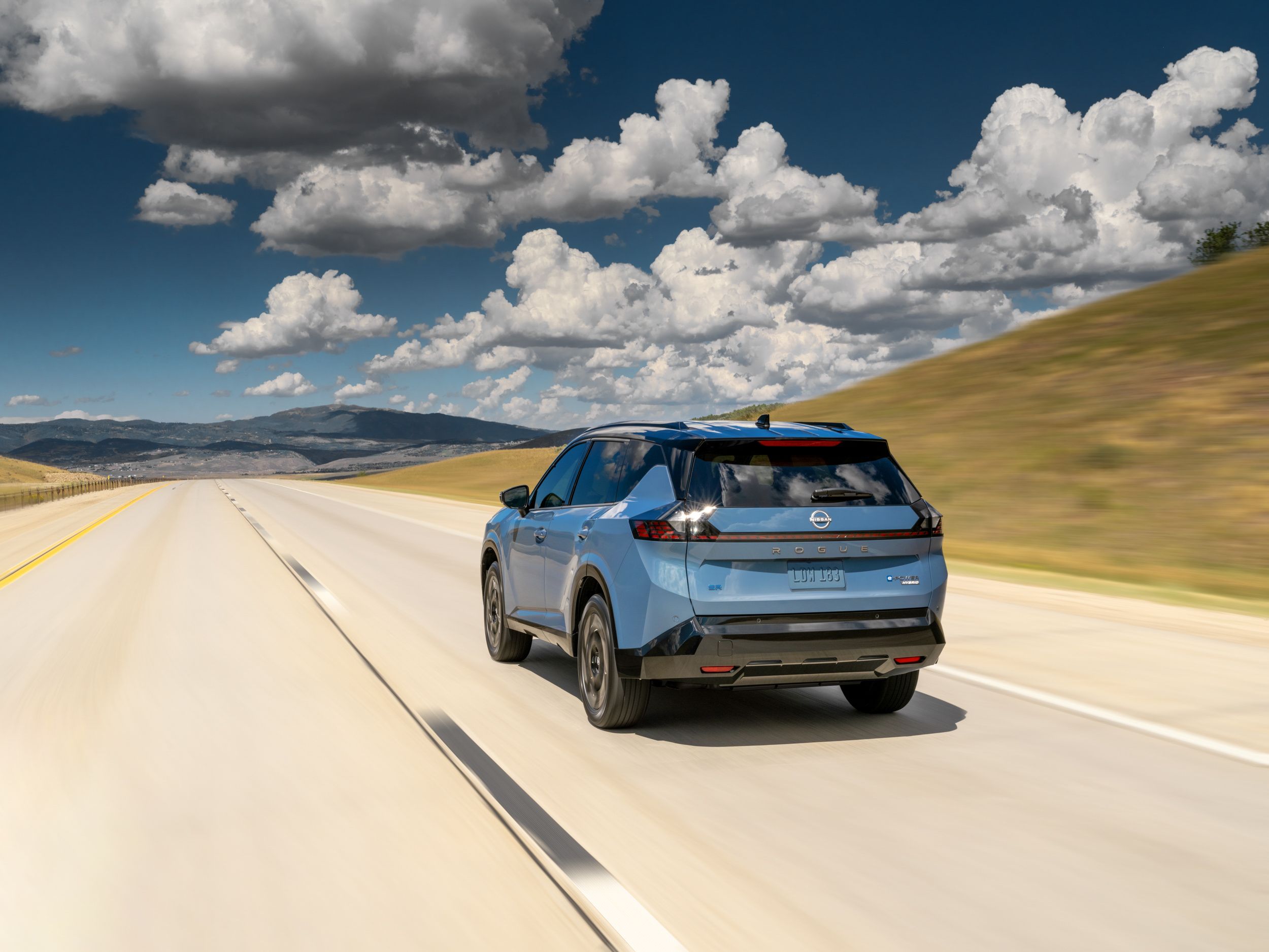 Nissan Rogue Hybrid 2026 (X-Trail)