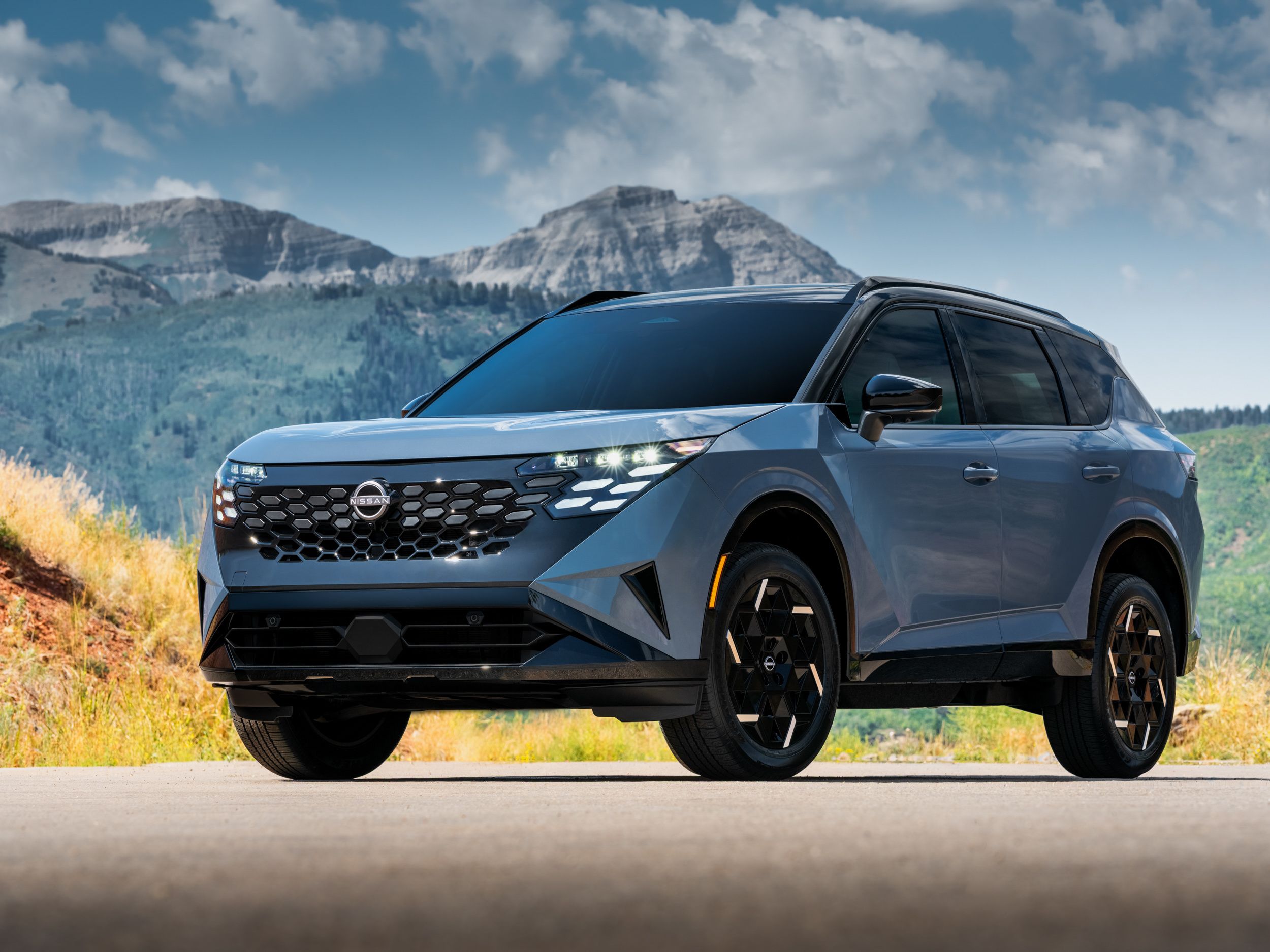 Nissan Rogue Hybrid 2026 (X-Trail)