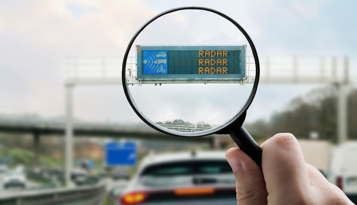 Cómo saber si te ha pillado un radar de velocidad en España