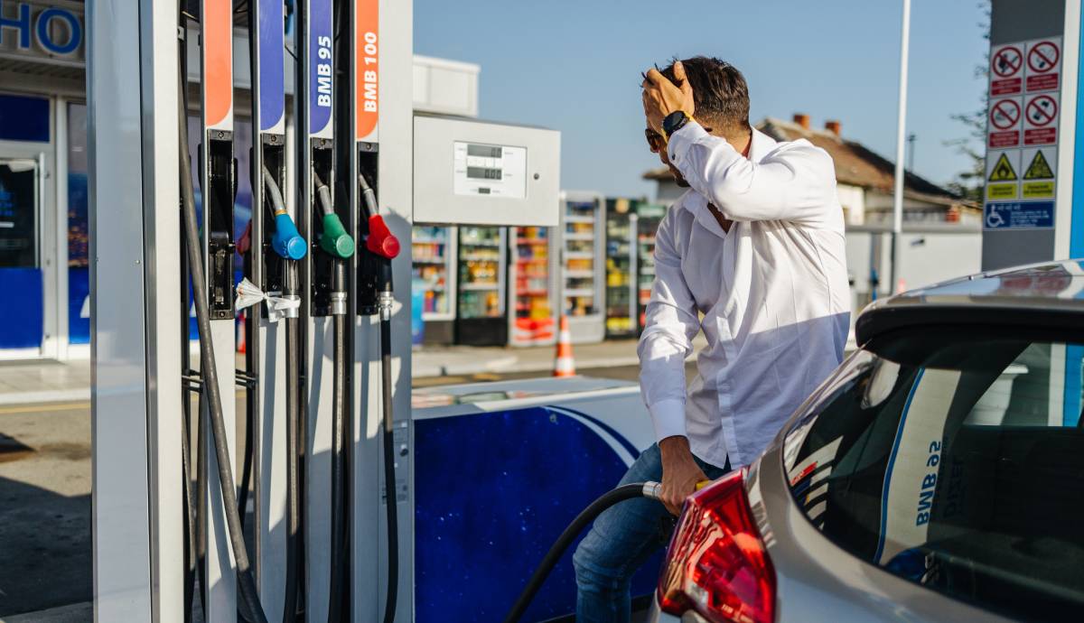La crisis petrolera mundial cada día está más cerca: así subirá la gasolina y el diésel pronto