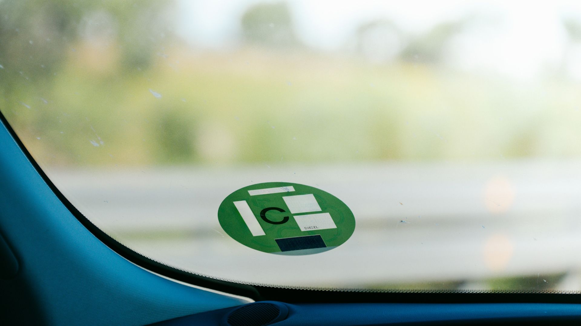 Las Zonas de Bajas Emisiones con más restricciones en España y a qué coches afectan ya