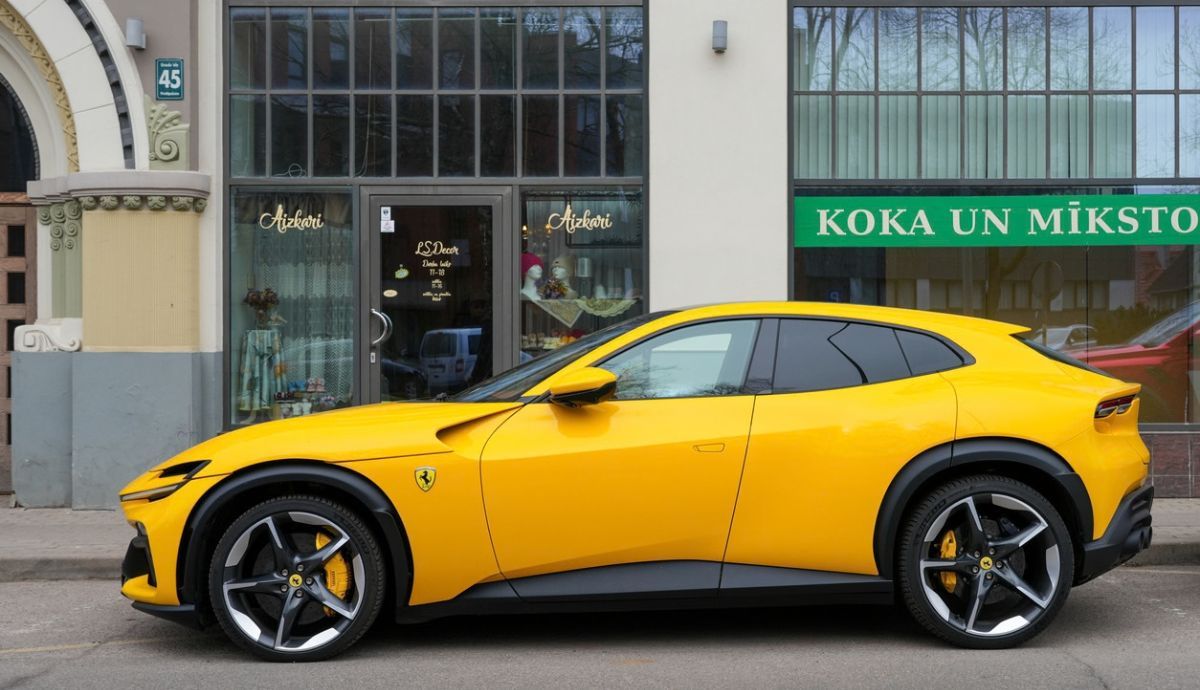 ¿Cuánto cuesta el Ferrari Purosangue en 2026?