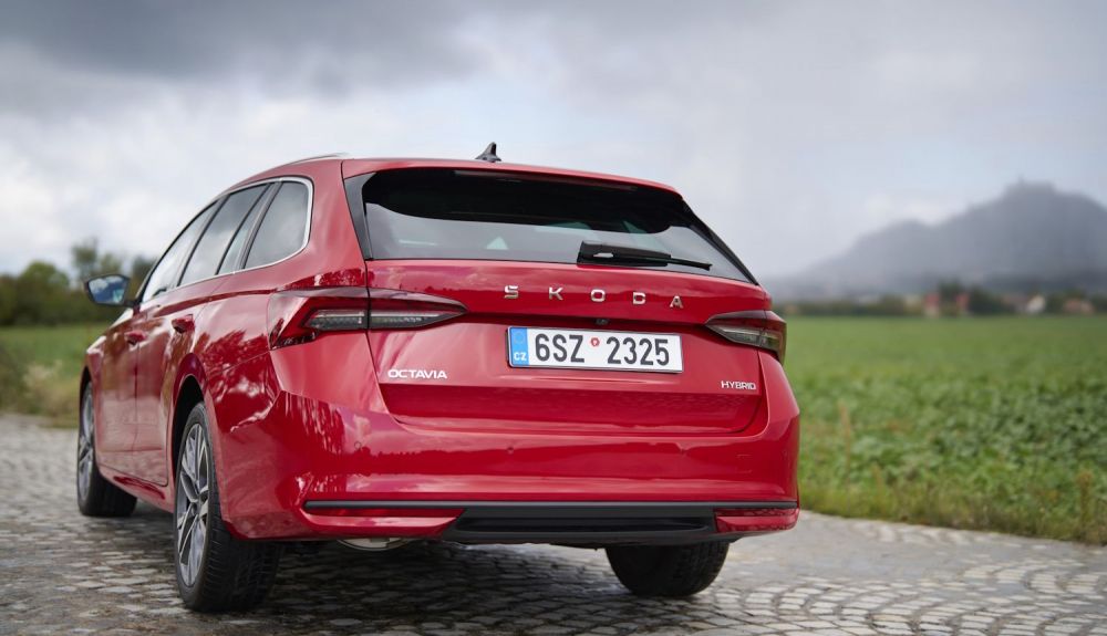 Nuevo Skoda Octavia Hybrid 2027