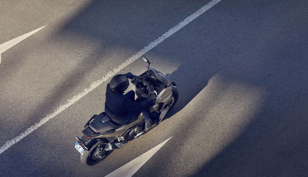 Honda Forza 750