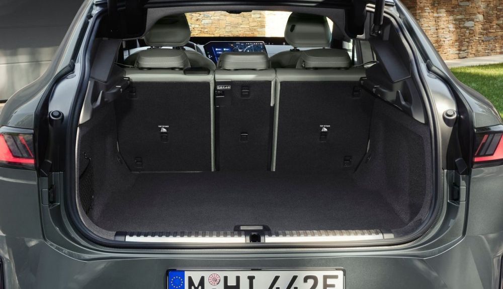 BMW iX4 2027