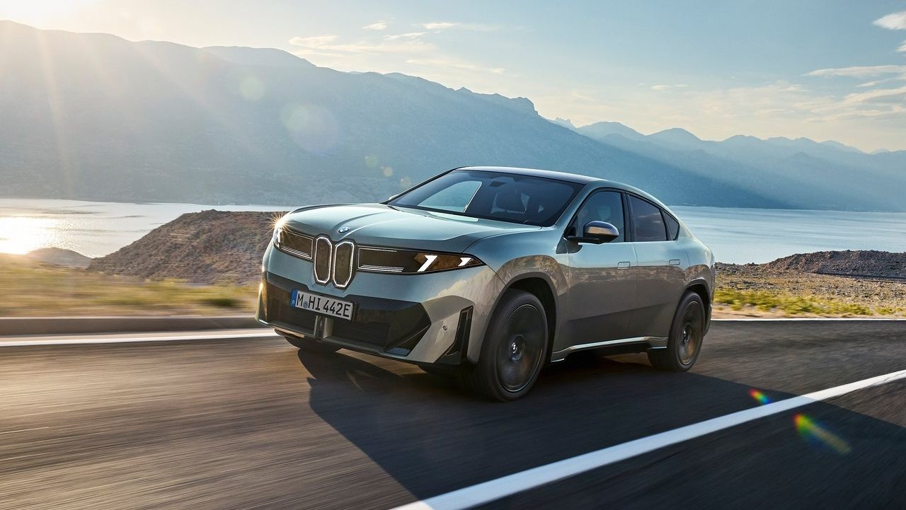 BMW iX4 2027