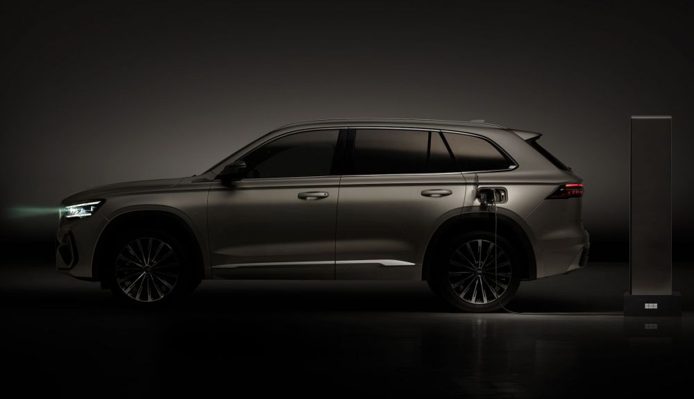 Así es el Geely Monjaro EM i PHEV, un interesante SUV chino híbrido enchufable de estreno en Europa