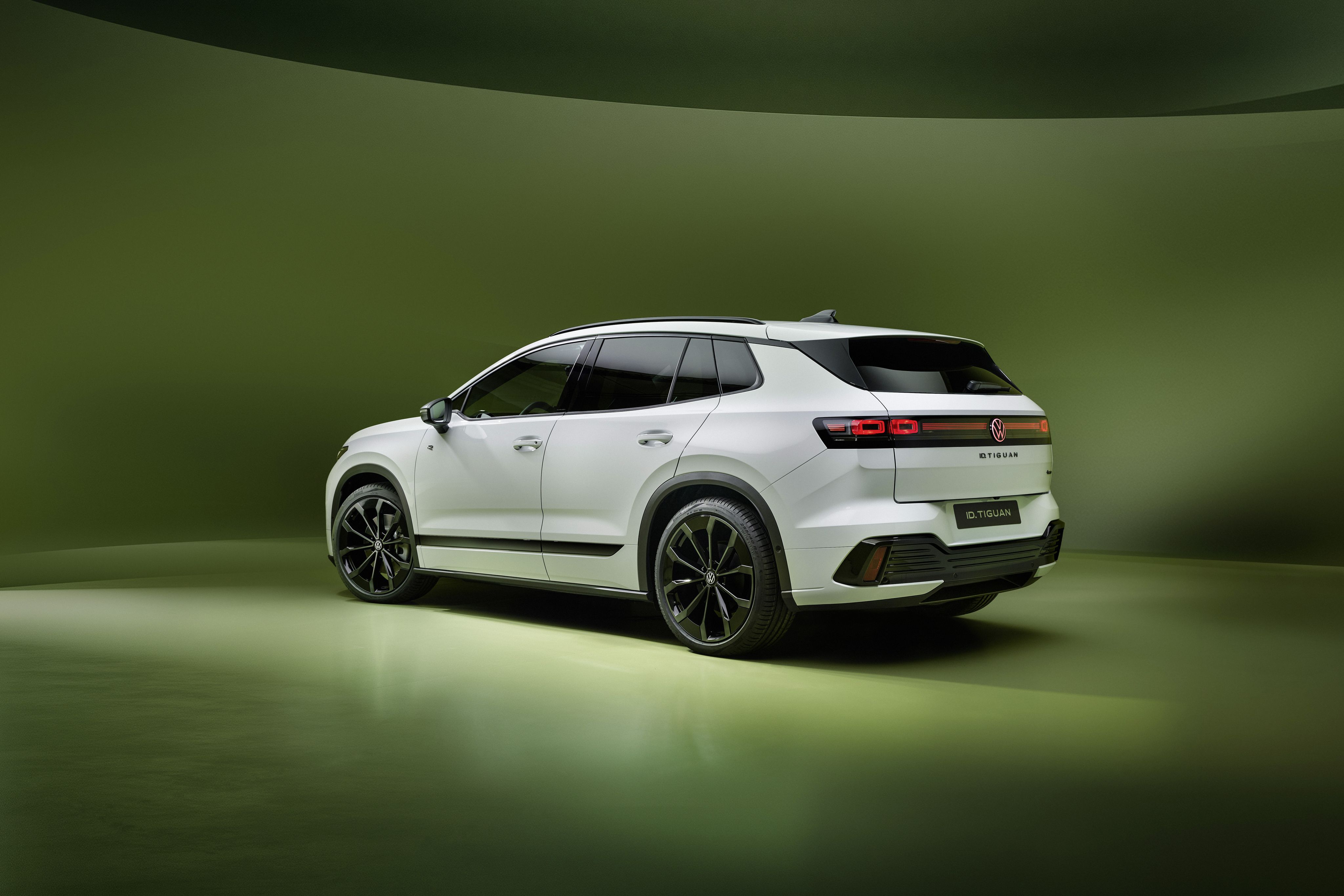 Volkswagen ID. Tiguan 2027