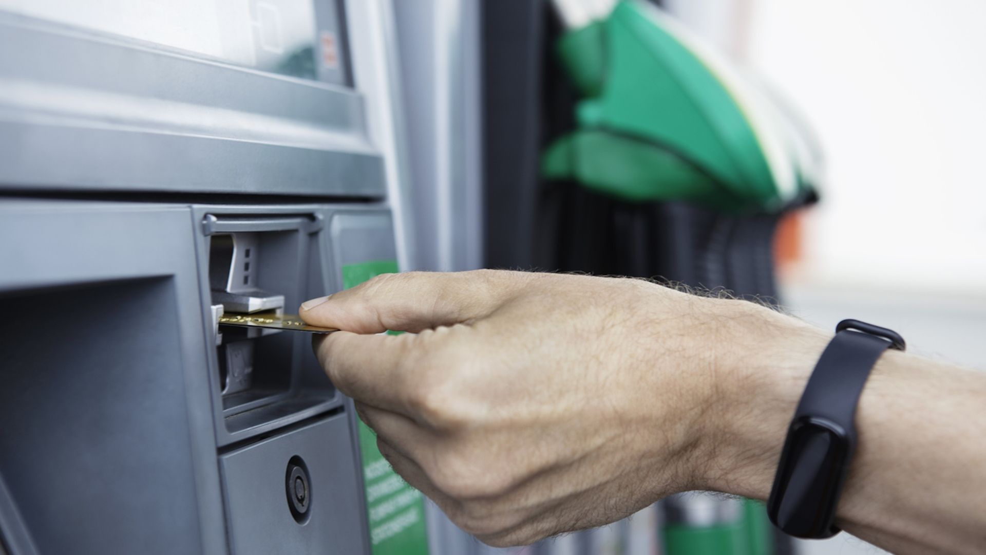 Ya no solo preocúpate en la gasolinera del precio del diésel, gran riesgo por clonación de tarjetas