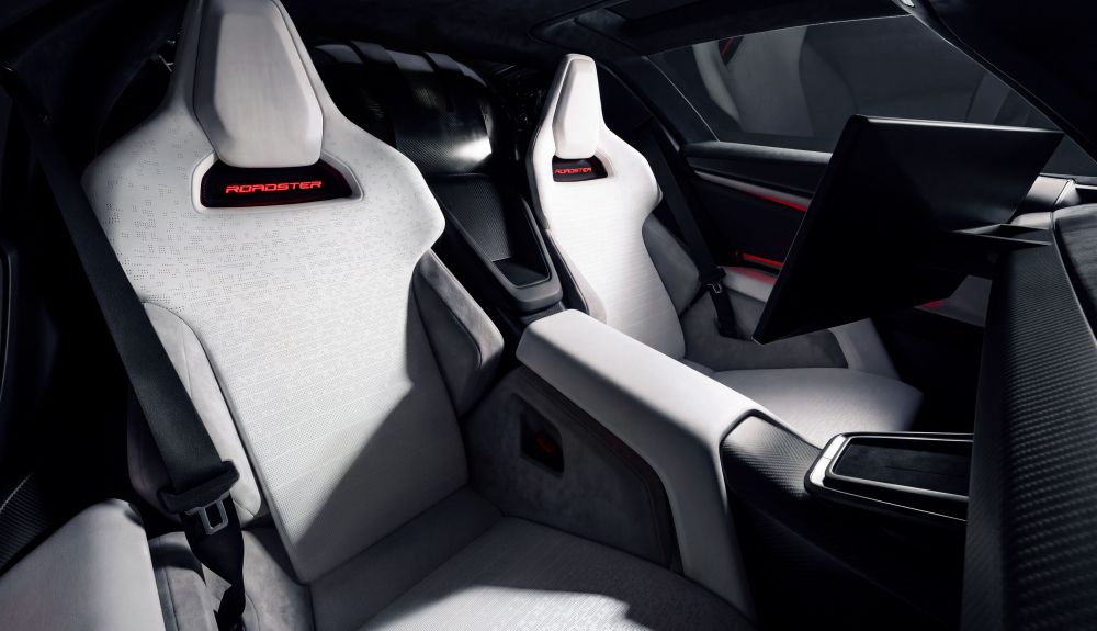 Tesla Roadster 2026
